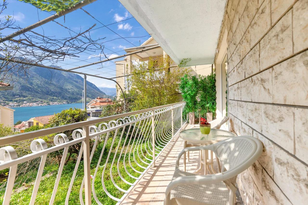 Apartments Casa Mia Kotor Extérieur photo